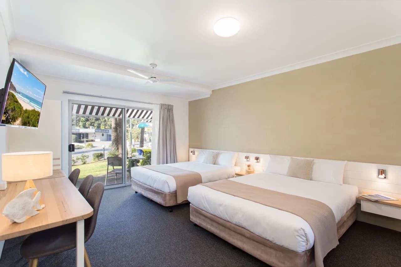 Guest room at Blueys Motel