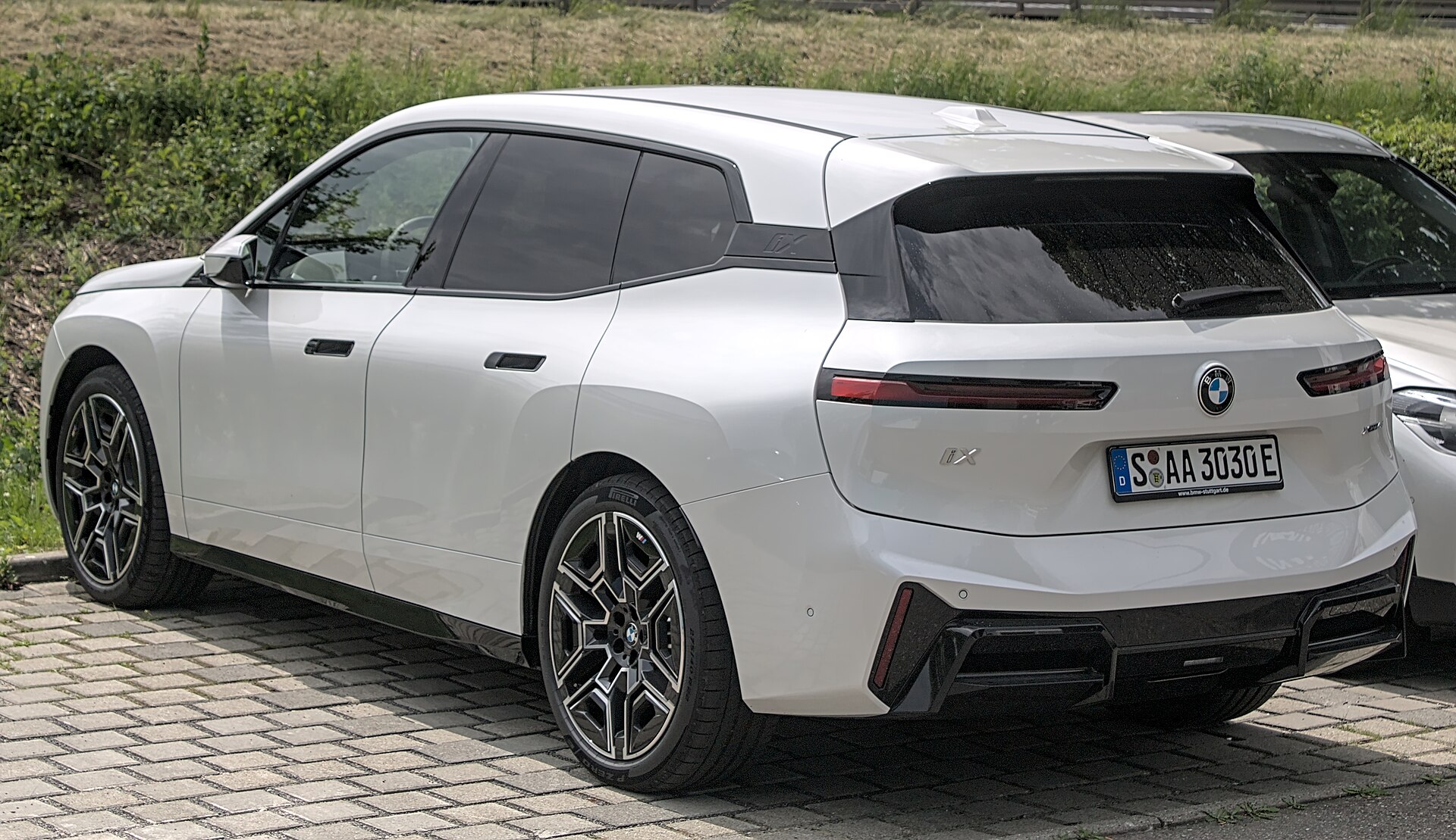 Photograph of BMW iX