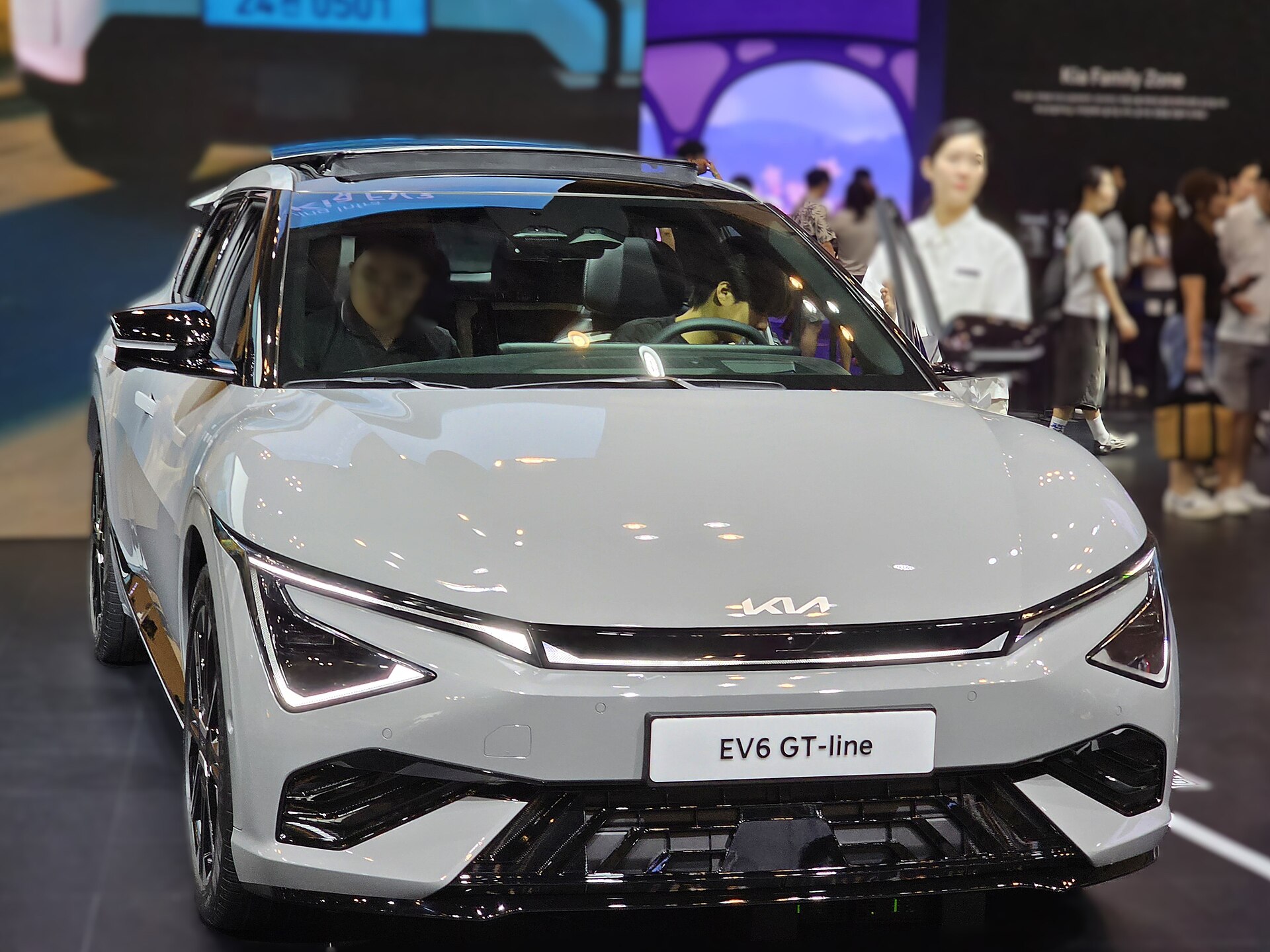 Photograph of Kia EV6
