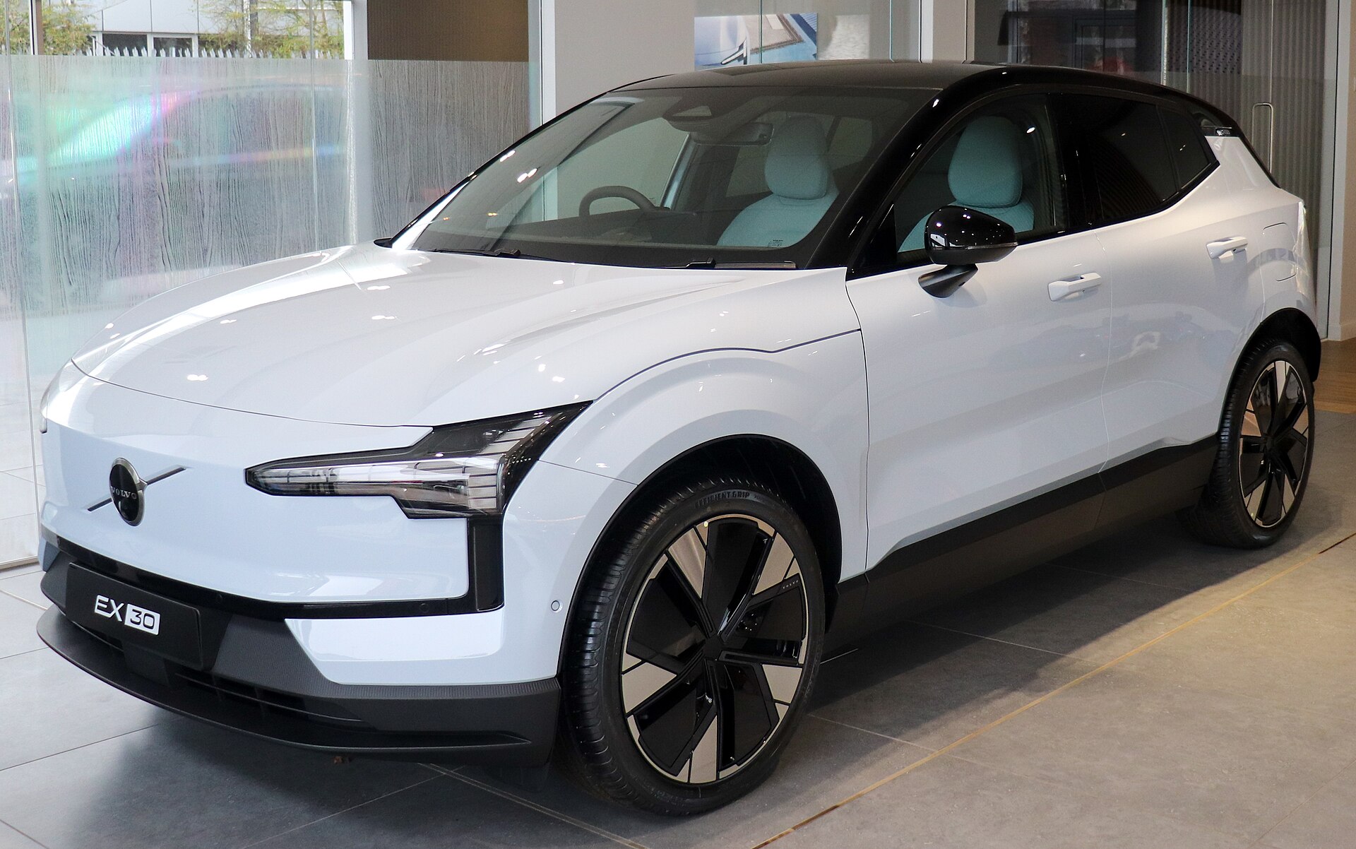 Photograph of Volvo EX30